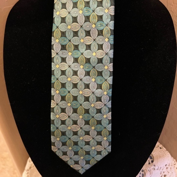 Tino Cosma Green Floral Mens Neck Tie 100% Silk